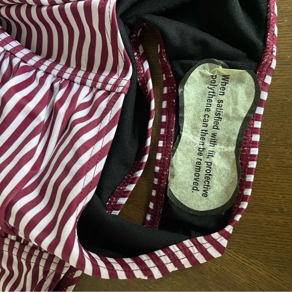 Retro Striped One Piece Swim Suit - Picture 7 of 7